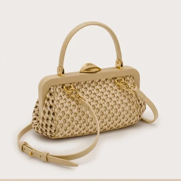 CULT GAIA ZUMA CROSSBODY BAG
SAND SMALL NEW WITH TAGS SMALL SIZE $598 w Dust Bag - Picture 5 of 17
